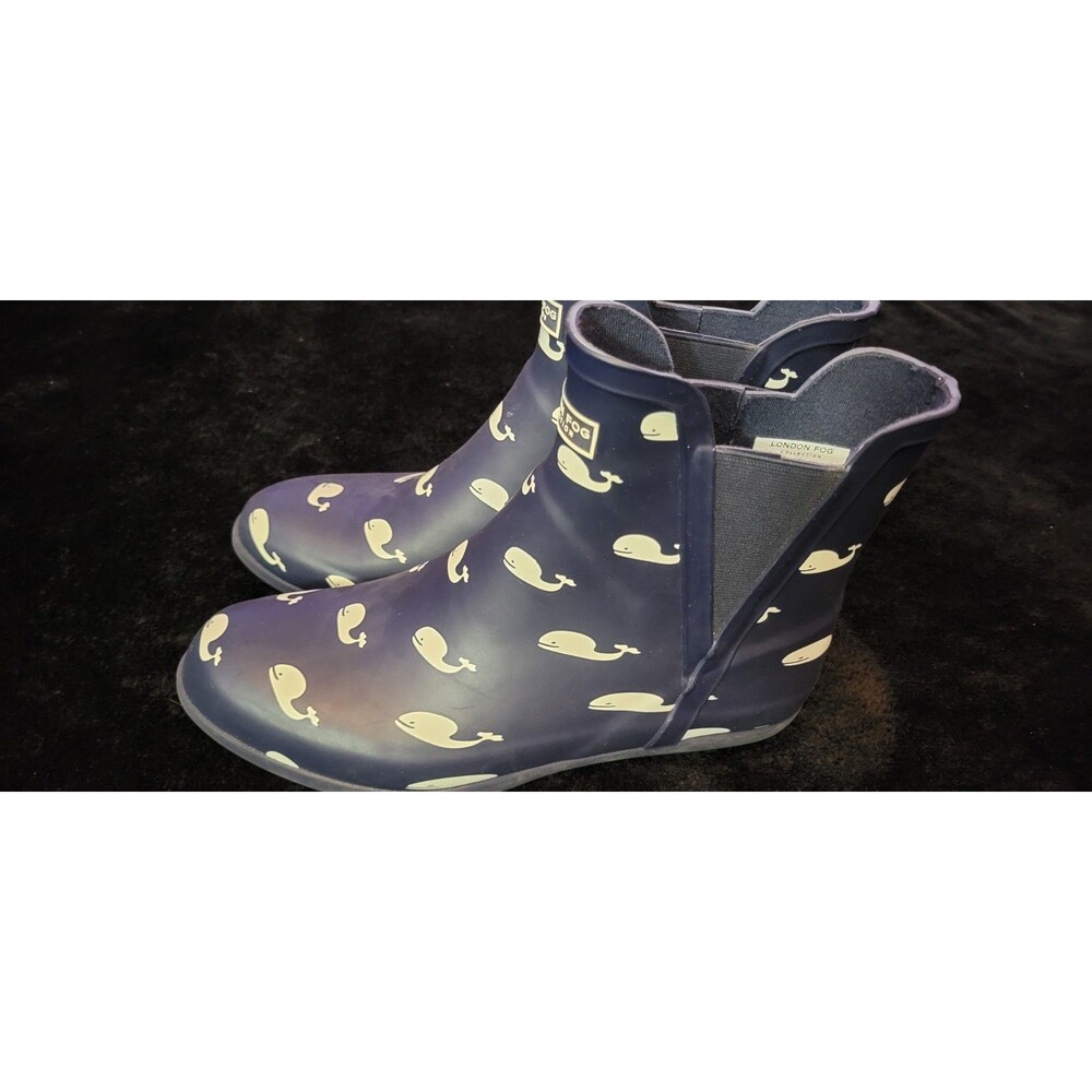 Rain Boots From London Fog Whale Blue Size 8